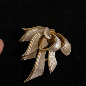 Vintage Gold & Silver Tone Women Broche